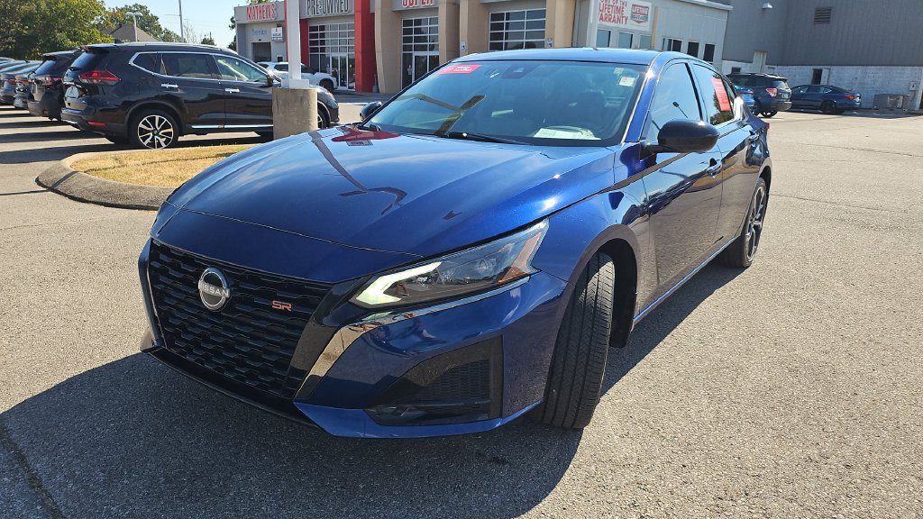 Certified 2024 Nissan Altima 2.5 SR w/ SR Premium Package AWD/4WD image 20