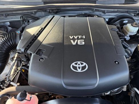 Used 2011 Toyota Tacoma 4x4 Double Cab w/ SR5 Pkg #2 image 94