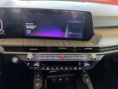 Used 2023 Kia Telluride EX image 13