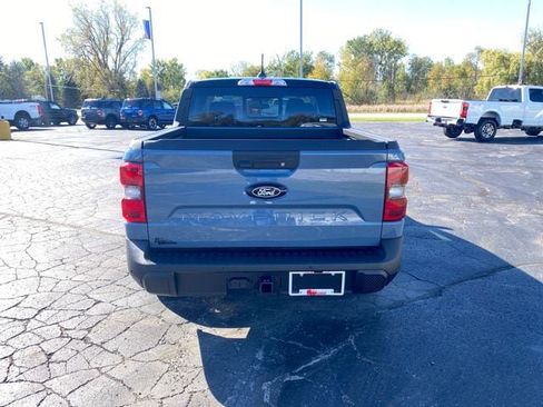 New 2025 Ford Maverick Lariat w/ Black Appearance Package image 6