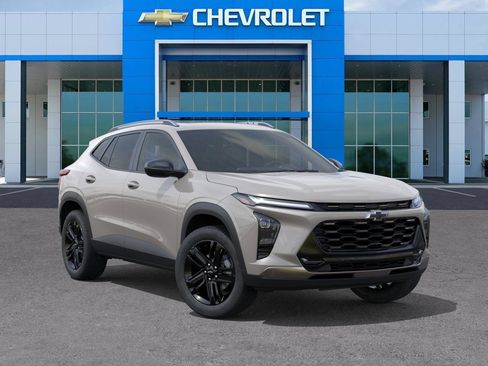 New 2026 Chevrolet Trax ACTIV w/ Sunroof Package FWD image 7