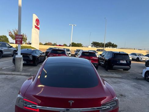 Used 2017 Tesla Model S 75 RWD image 5