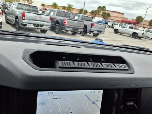 Used 2023 Ford Bronco Big Bend w/ Sasquatch Package image 32