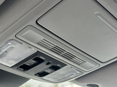 Used 2023 Honda Odyssey EX-L image 26