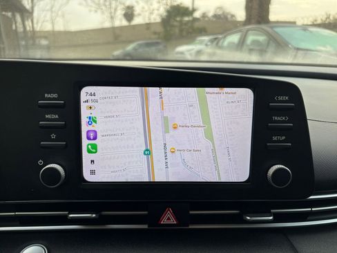 Used 2021 Hyundai Elantra SEL image 20