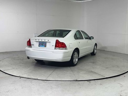 Used 2009 Volvo S60 2.5T image 2