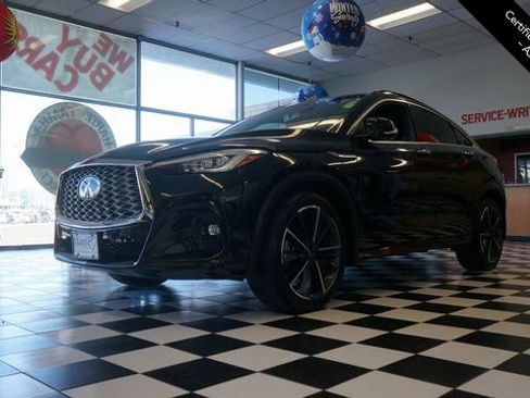 Certified 2023 INFINITI QX55 Essential image 2