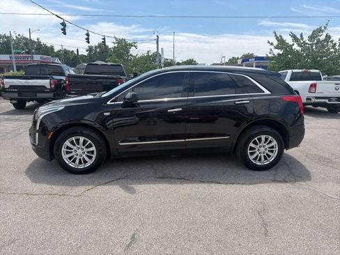 Used 2018 Cadillac XT5 AWD image 3