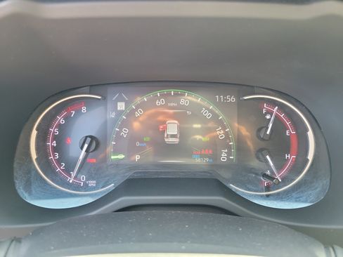 Used 2024 Toyota RAV4 XLE AWD/4WD image 24