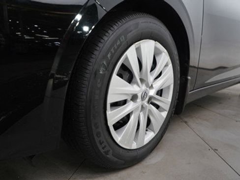 Used 2024 Nissan Sentra S image 25