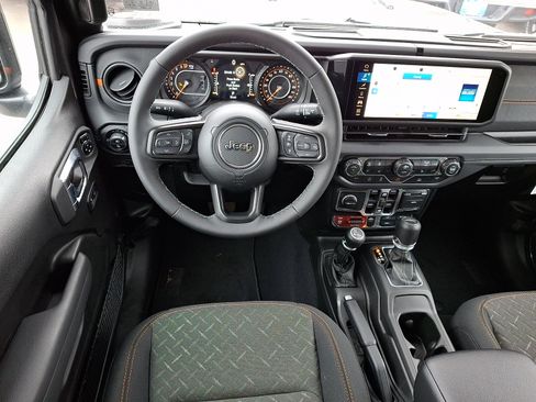 New 2026 Jeep Gladiator Mojave AWD/4WD image 7