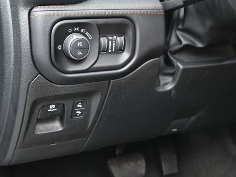 Used 2022 RAM 1500 Limited image 23