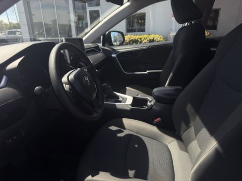 Used 2024 Toyota RAV4 LE image 13