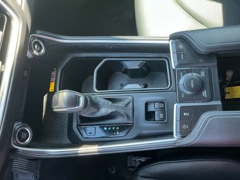 Used 2024 Toyota Grand Highlander XLE image 15