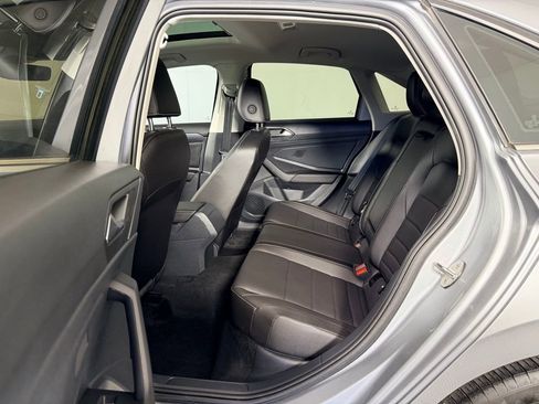 Used 2023 Volkswagen Jetta SE image 29