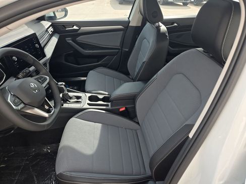 New 2026 Volkswagen Jetta SE image 16