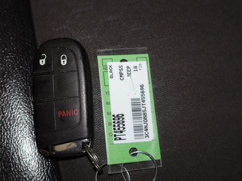 Used 2018 Jeep Compass Latitude AWD/4WD image 47