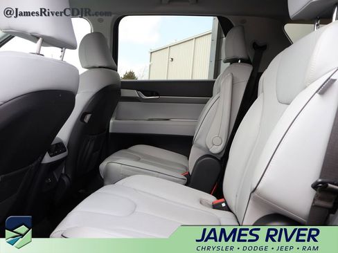 Used 2025 Hyundai Palisade SEL image 19