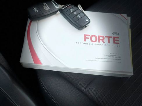 Used 2015 Kia Forte LX w/ Popular Package image 31