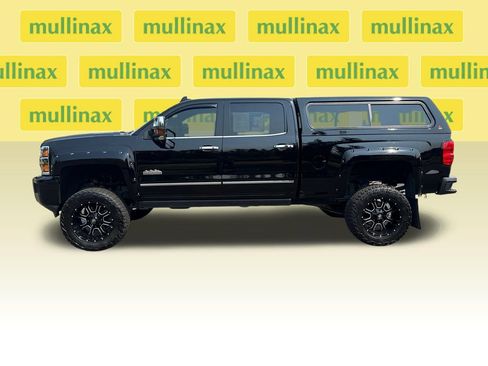 Used 2016 Chevrolet Silverado 2500 High Country w/ High Country Premium Package AWD/4WD image 7