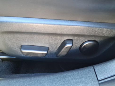 Used 2025 MAZDA MAZDA3 s image 10