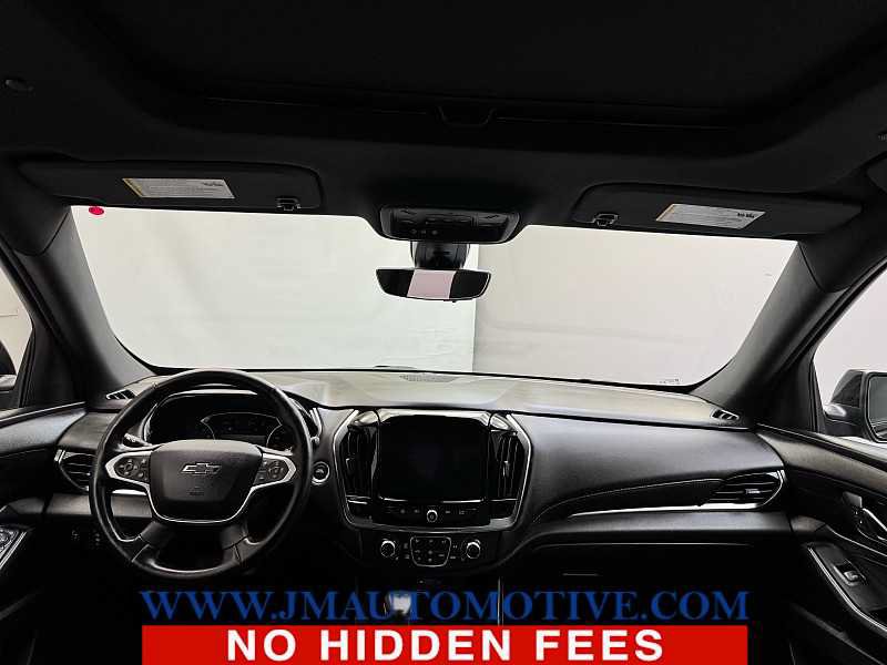Used 2024 Chevrolet Traverse RS AWD/4WD image 12