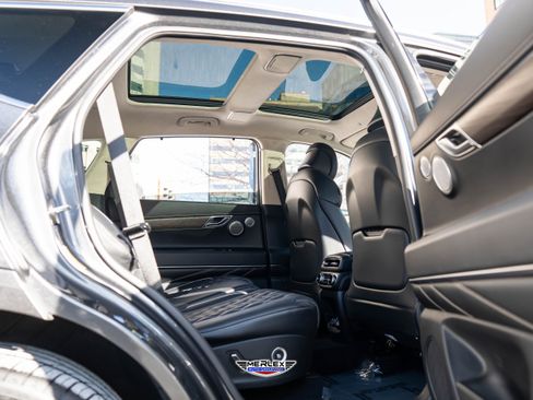 Used 2023 Genesis GV80 3.5T image 19