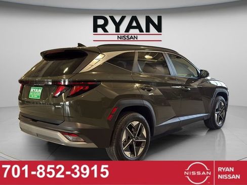 Used 2025 Hyundai Tucson SEL image 17
