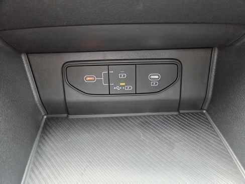 New 2026 Kia Sportage LX FWD image 30