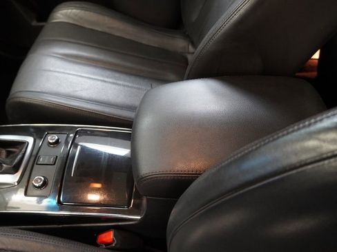 Used 2015 INFINITI QX70 AWD w/ Premium Package image 24