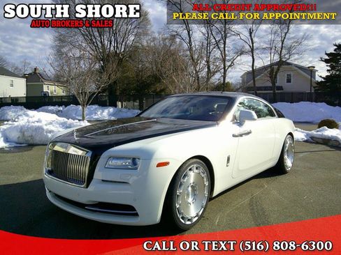 Used 2014 Rolls-Royce Wraith image 2