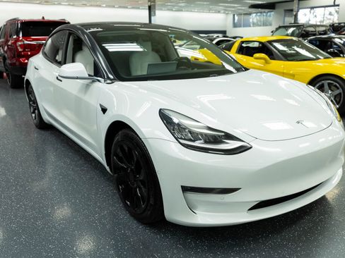 Used 2019 Tesla Model 3 Long Range image 5