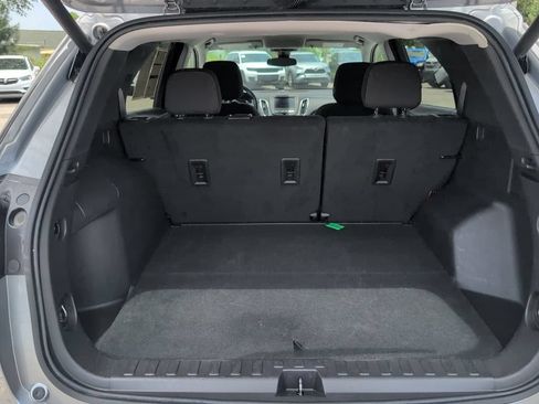 Used 2024 Chevrolet Equinox LT AWD/4WD image 12
