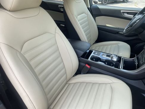 Used 2020 Ford Edge SEL w/ Convenience Package FWD image 14
