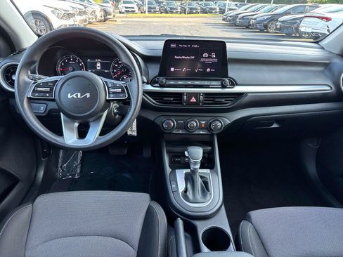 Used 2024 Kia Forte LXS FWD image 13