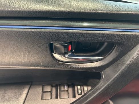 Used 2017 Toyota Corolla XSE w/ Carpet Mat Package (TMS) image 9