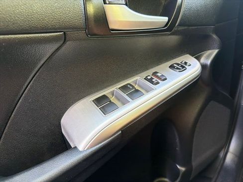 Used 2013 Toyota Camry SE image 17