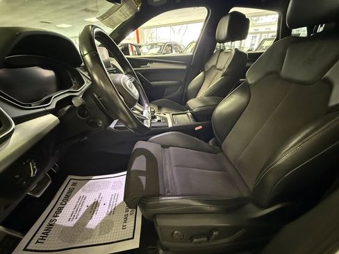 Used 2019 Audi SQ5 Premium Plus w/ Premium Plus Package image 8