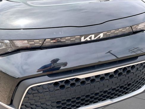 Used 2024 Kia Soul LX w/ Option Group 015 FWD image 28