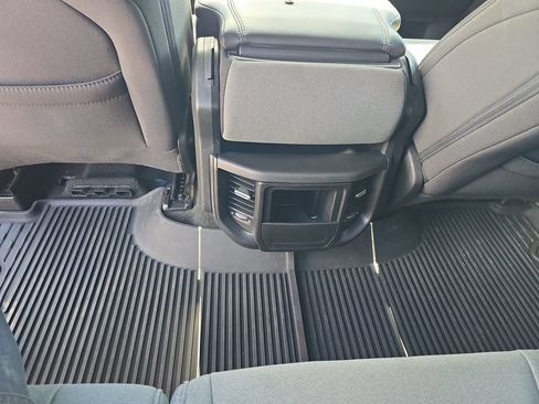 Used 2024 RAM 1500 Big Horn AWD/4WD image 26