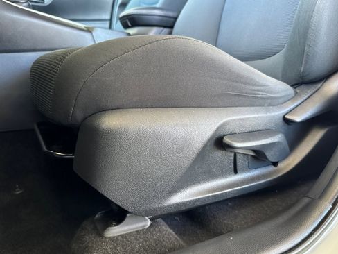 Used 2020 Toyota RAV4 LE w/ All Weather Liner Package AWD/4WD image 14