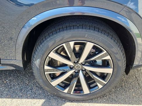 Certified 2026 Volvo XC90 B6 Core w/ Protection Package image 18