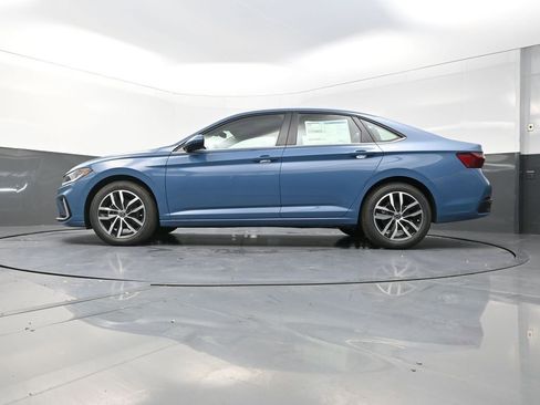 New 2026 Volkswagen Jetta SE FWD image 24