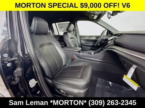 New 2025 Jeep Grand Cherokee Limited w/ Black Appearance Package AWD/4WD image 28