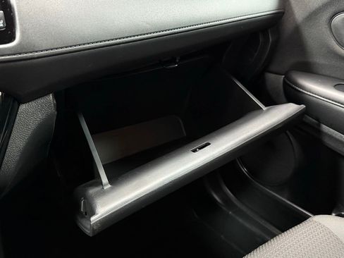 Used 2022 Honda HR-V LX image 21