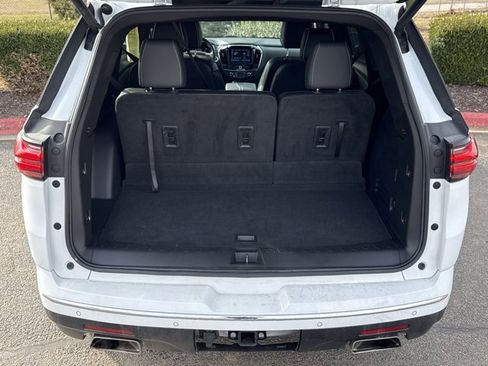 Used 2022 Chevrolet Traverse Premier image 6
