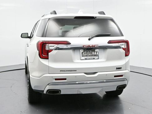 Used 2023 GMC Acadia Denali w/ Denali Ultimate Package FWD image 6