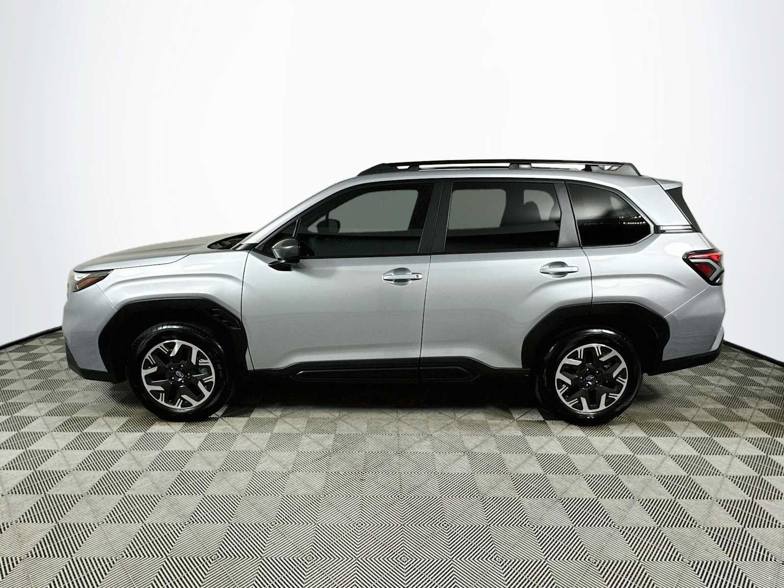 Certified 2026 Subaru Forester Premium AWD/4WD image 4