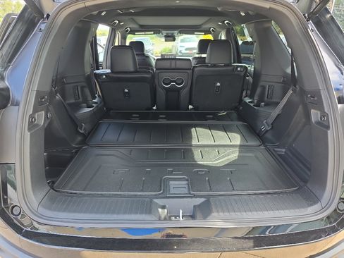 New 2025 Honda Pilot Black Edition image 16