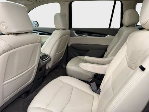 Certified 2025 Cadillac XT6 Premium Luxury image 26
